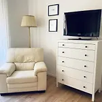 At 61 Charm Center Apartamento